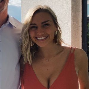 Meet your Posher, Leigha